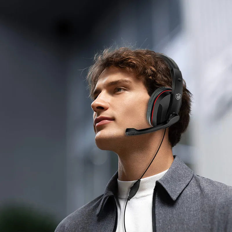 Black wired gaming headset with 40mm speakers and 1.2m cable with 6.3mm plug