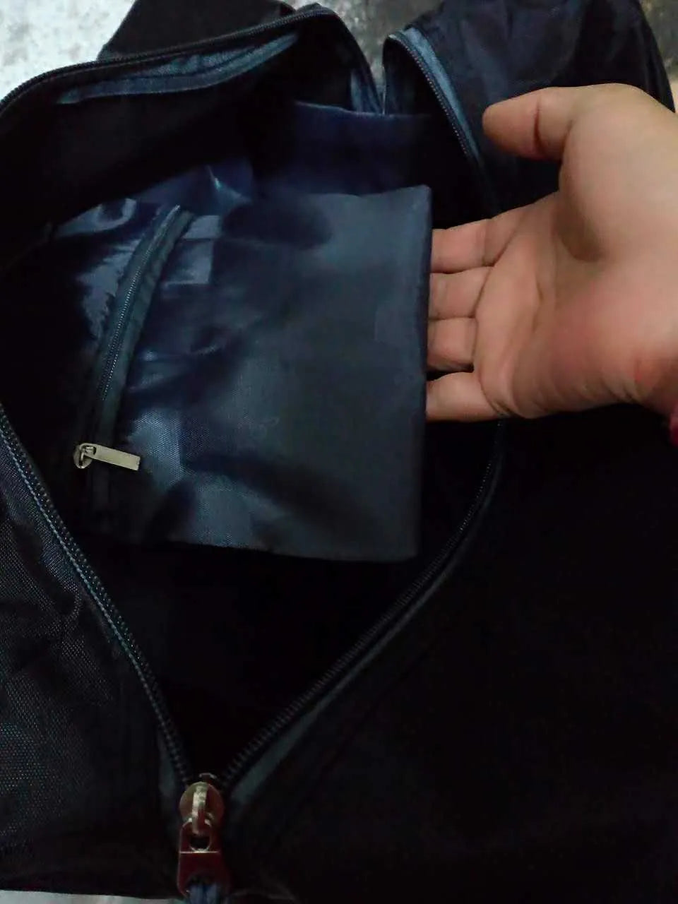 Nylon yoga and gym sports bag shown in multiple colours and two size options.