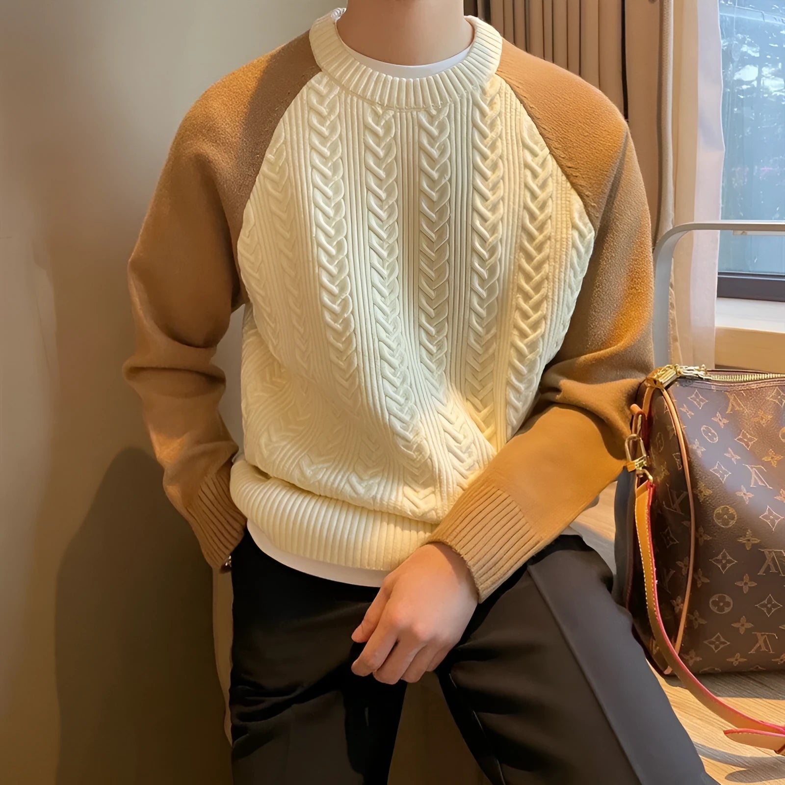 Thickened colour-blocked cable knit round neck pullover for men in apricot and blue
