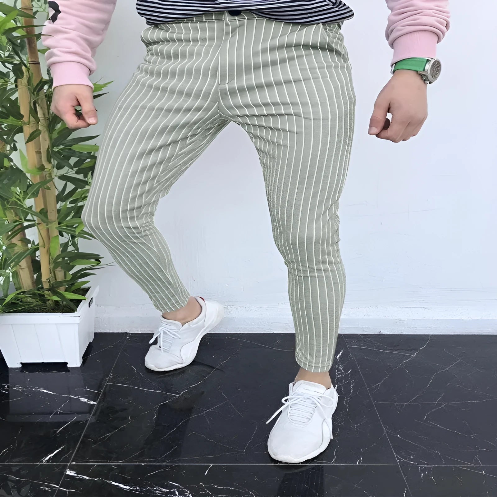 Men's slim-fit plaid casual trousers with 3D printed pattern in colour RKKZ49