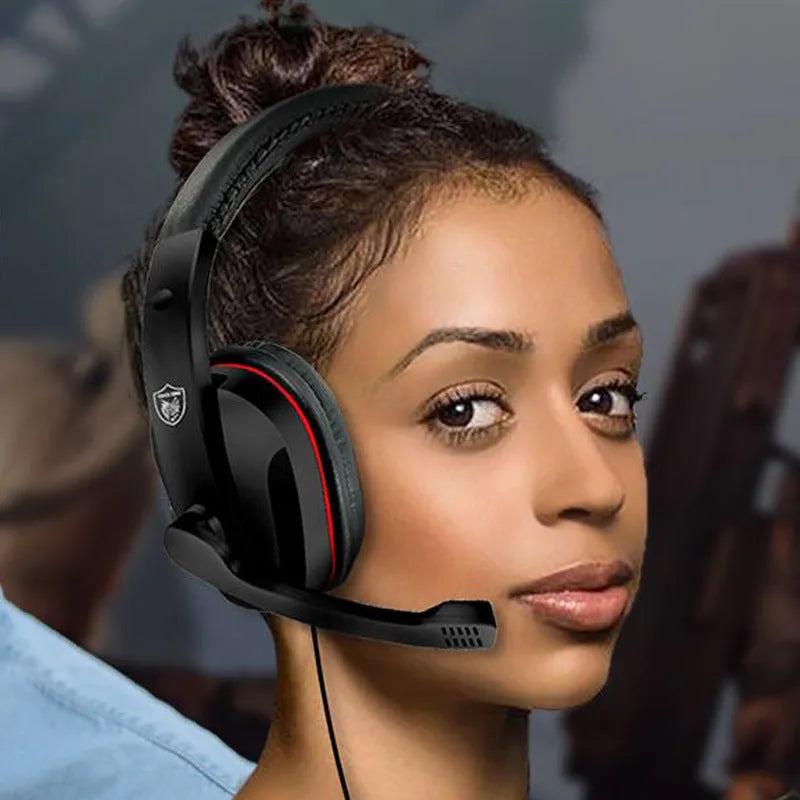 Black wired gaming headset with 40mm speakers and 1.2m cable with 6.3mm plug