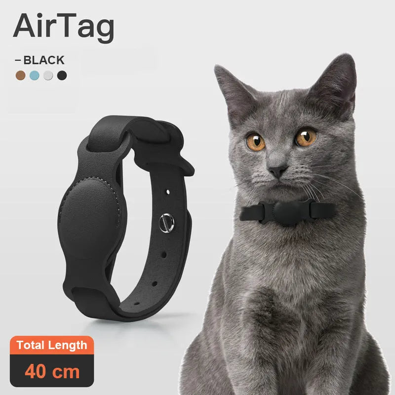 Leather pet collar case for AirTag, adjustable 40-77cm, fog blue colour, on a light background