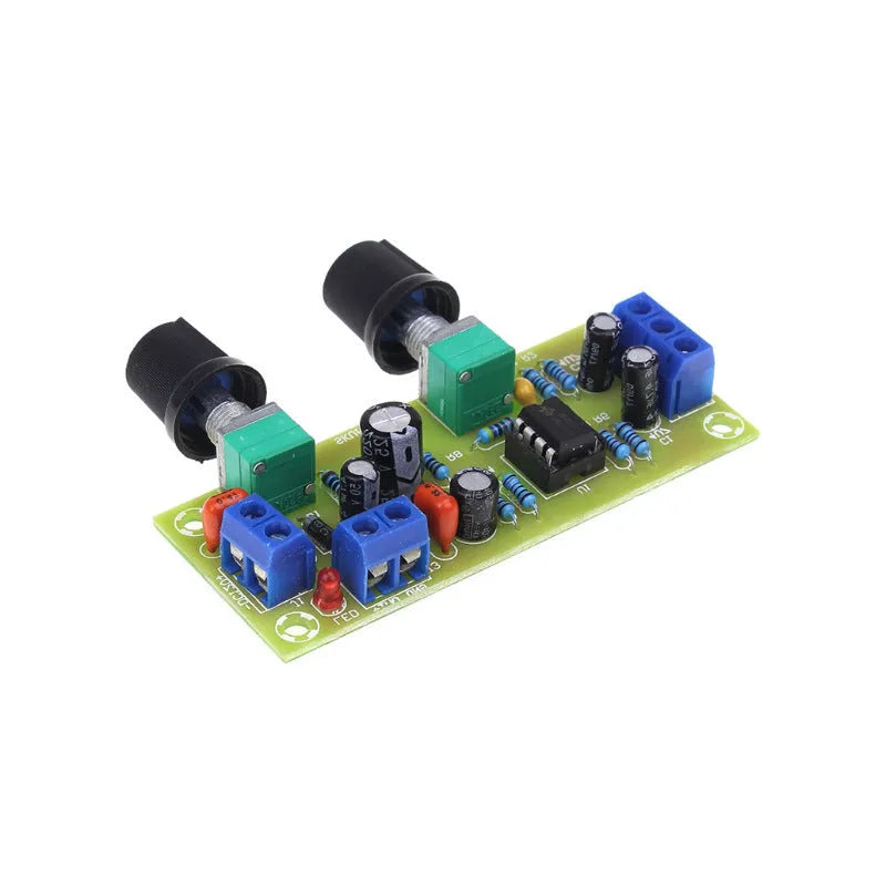 Front stage board for super dynamic bass boost with 10-24V power supply and 78x32mm FR-4 fibreboard PCB