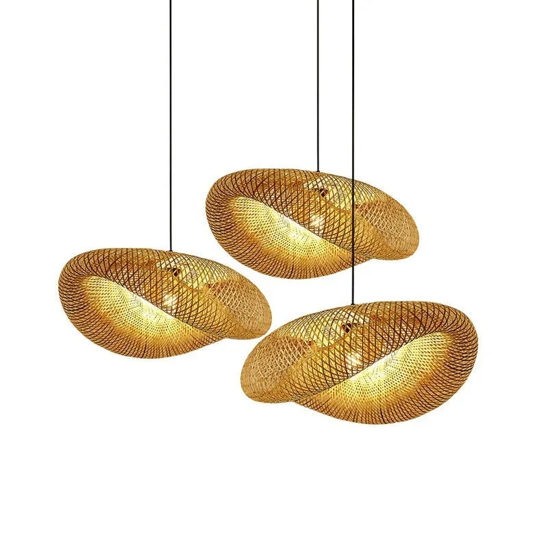 Natural bamboo straw hat-shaped pendant hanging lamp with woven texture