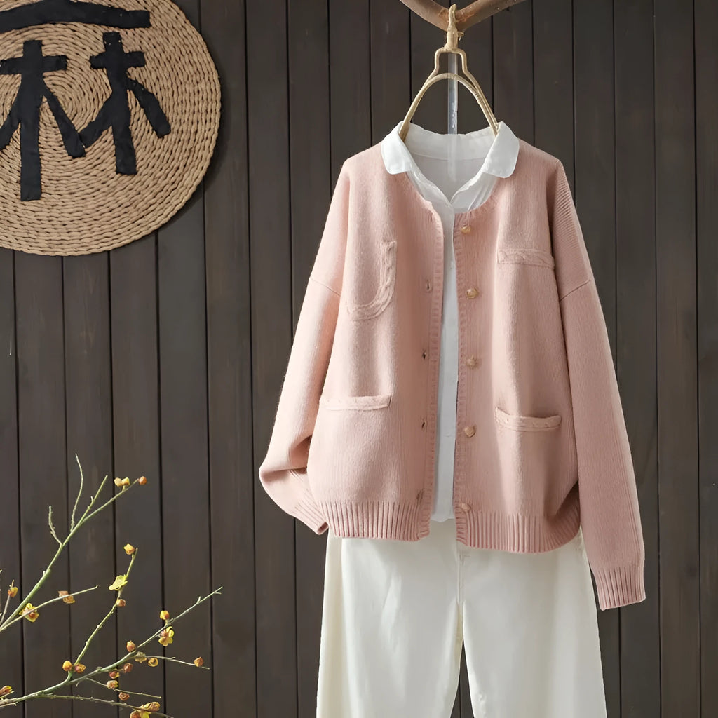 Autumn winter long-sleeved knitted cardigan with button pocket in solid colour queen style mercerised polyester