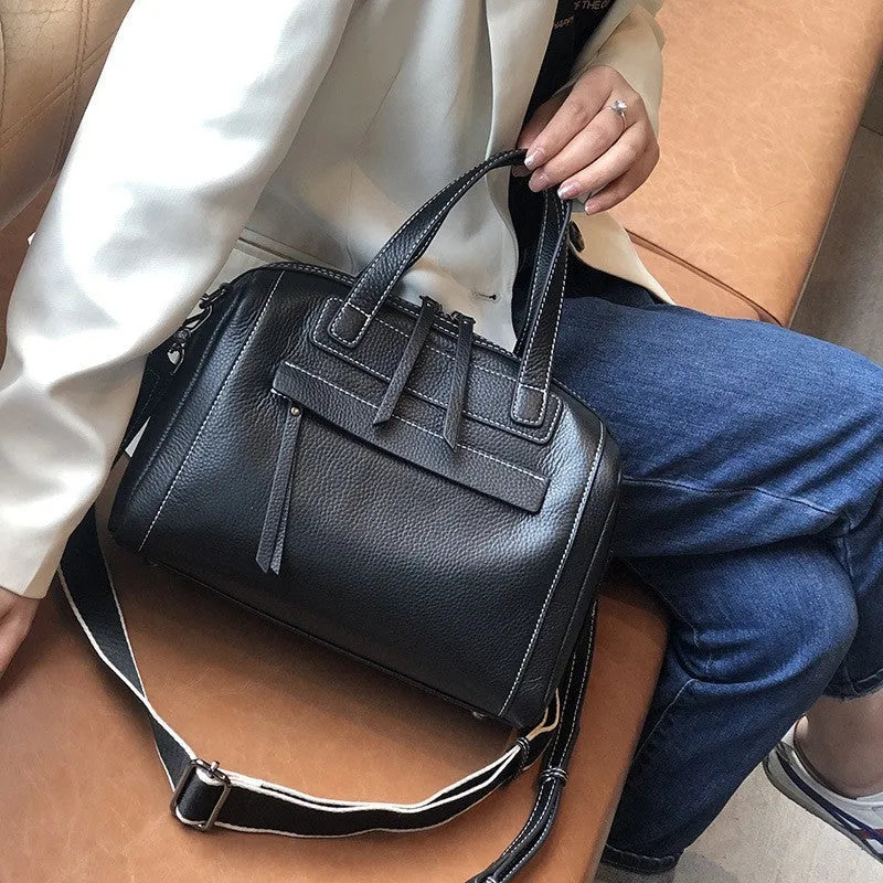 Genuine leather Boston lychee pattern shoulder messenger bag with multiple internal compartments