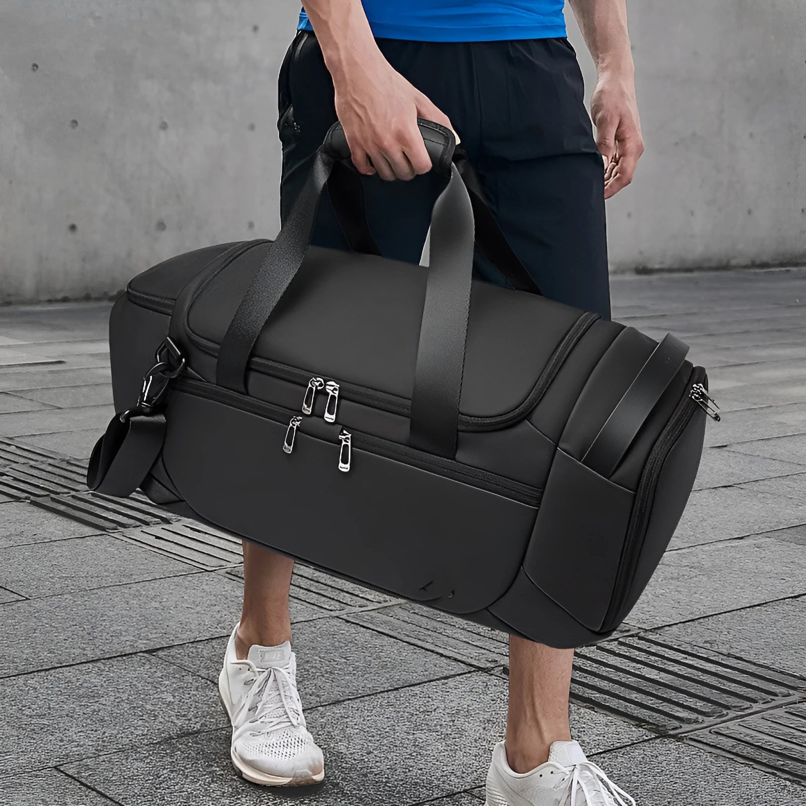 Men's multifunctional Oxford cloth gym bag in black, medium 20-35L, with shoe compartment and dry wet separation