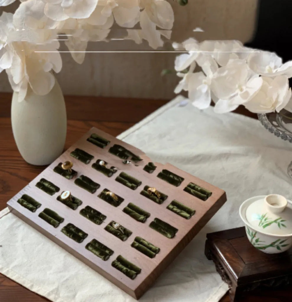 Walnut solid wood necklace display stand with Jiangnan ink painting bamboo design and multiple tiers
