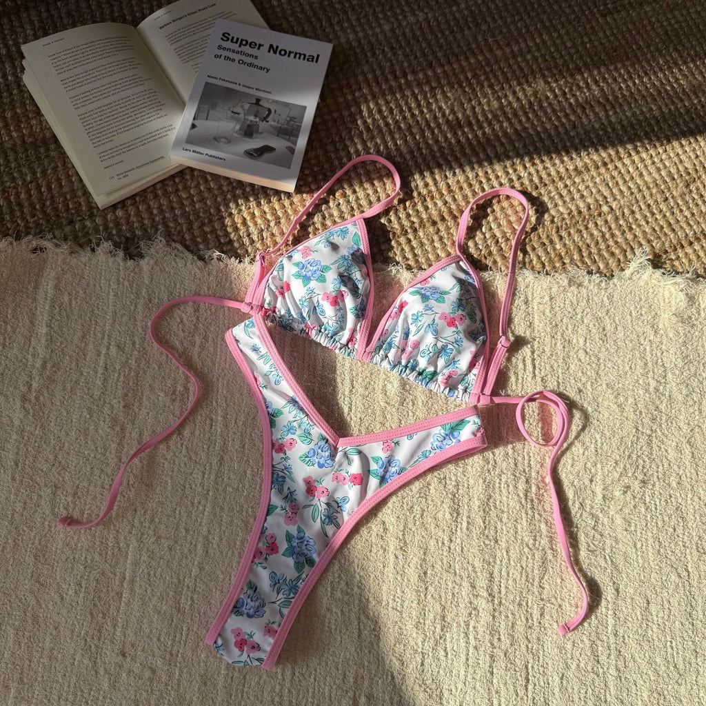 Women's split leopard print printed bikini set in polyester with brief bottom and sleeveless top