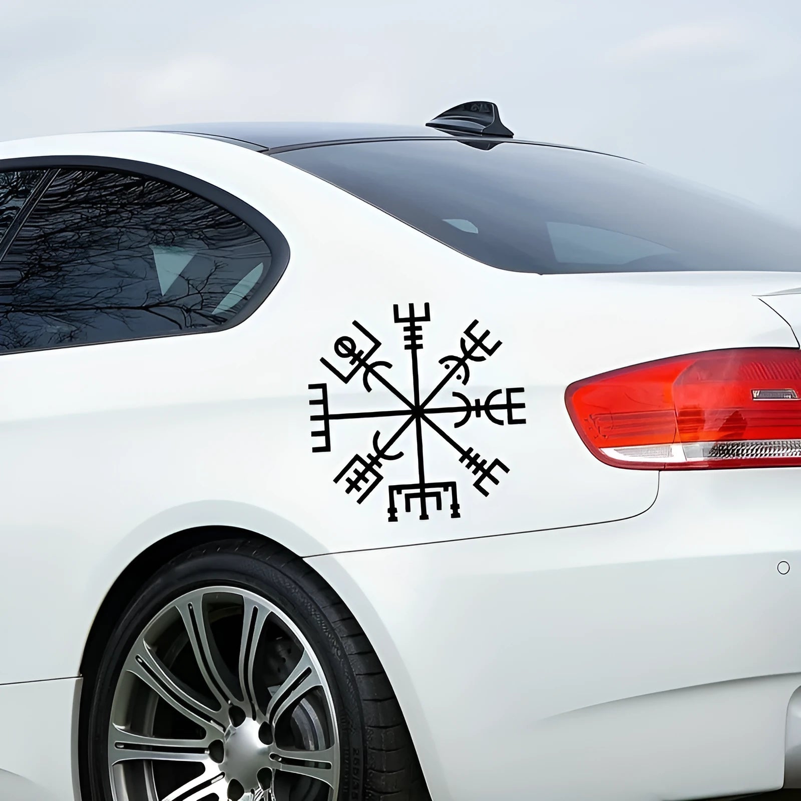 Square 13x13cm Vegetarian No Charm vinyl car sticker on white background