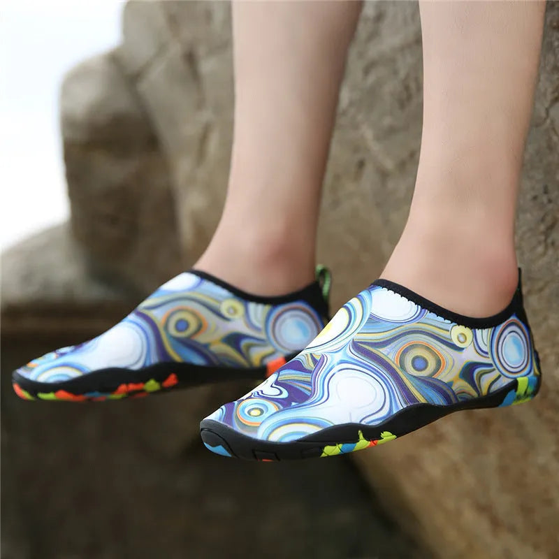 Lycra elastic fabric beach wading shoes with EVA midsole in multiple colour options