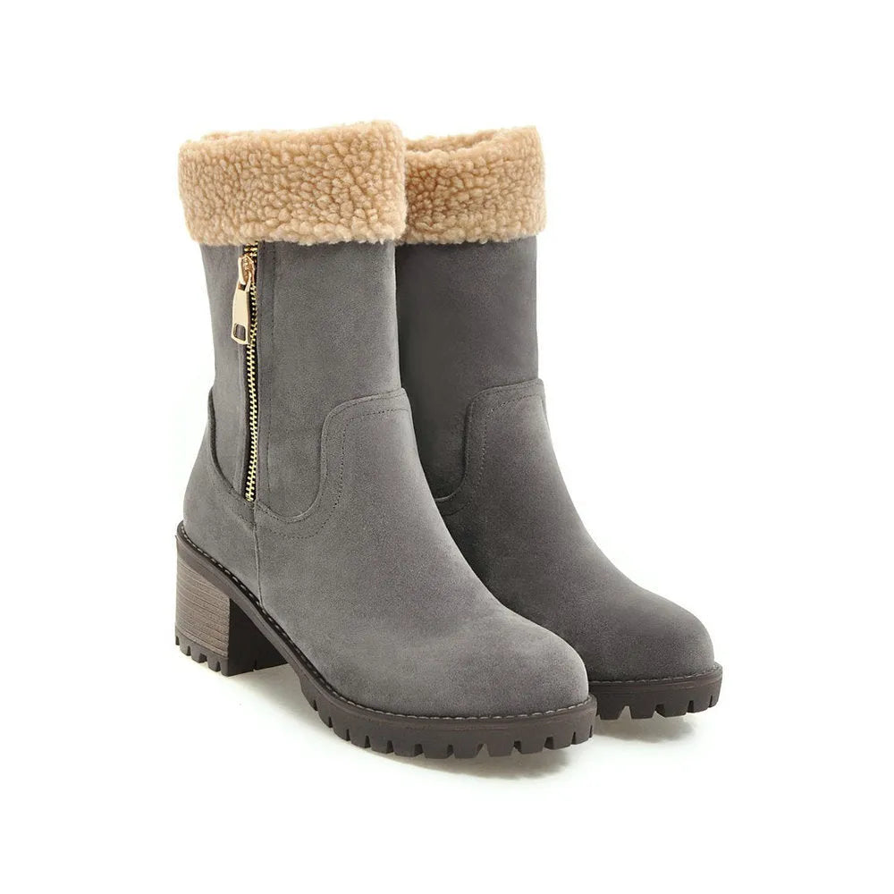 Snow boots with rubber sole and plush lining in black, grey, green, or orange colours