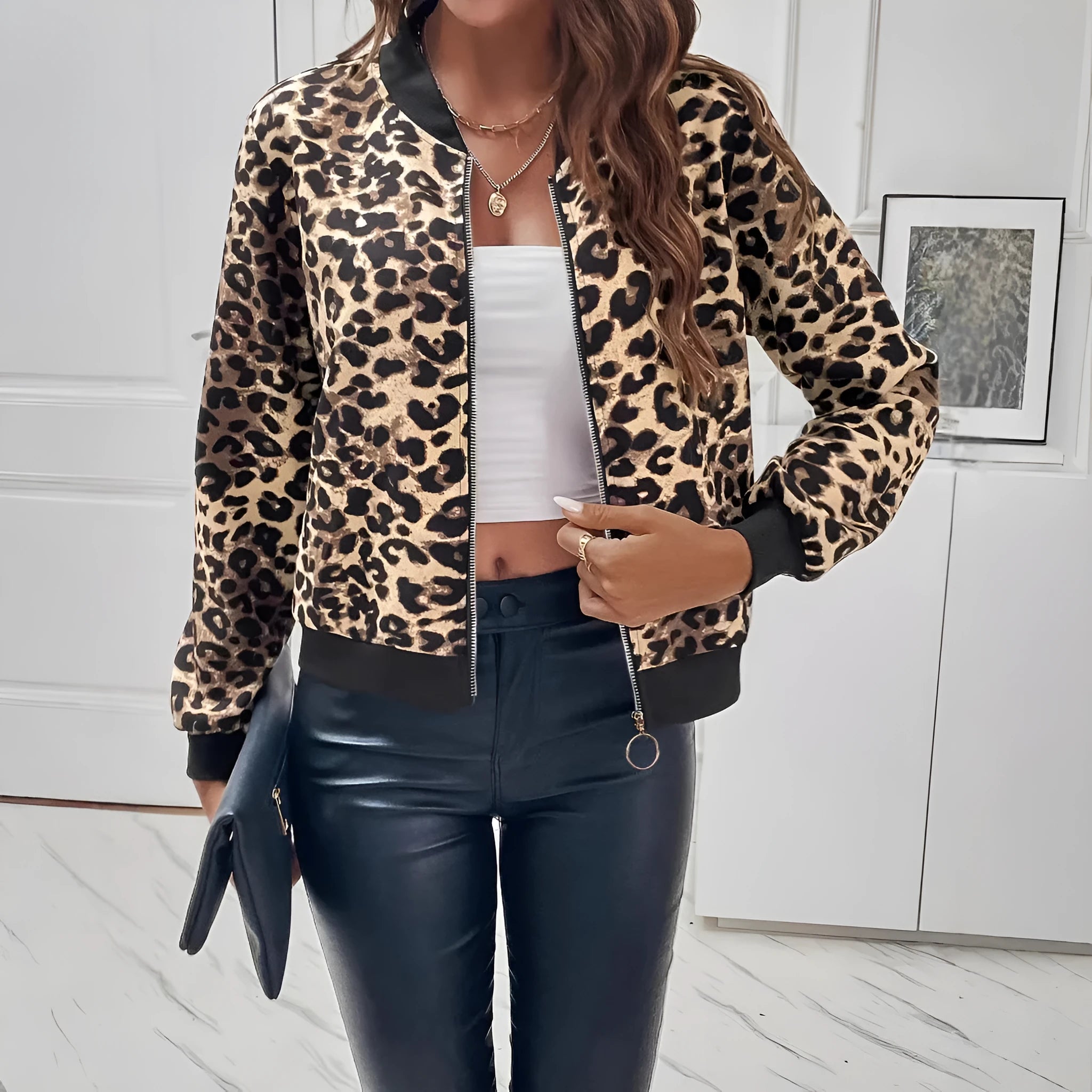 Women's leopard print polyester jacket with long sleeves, medium thickness