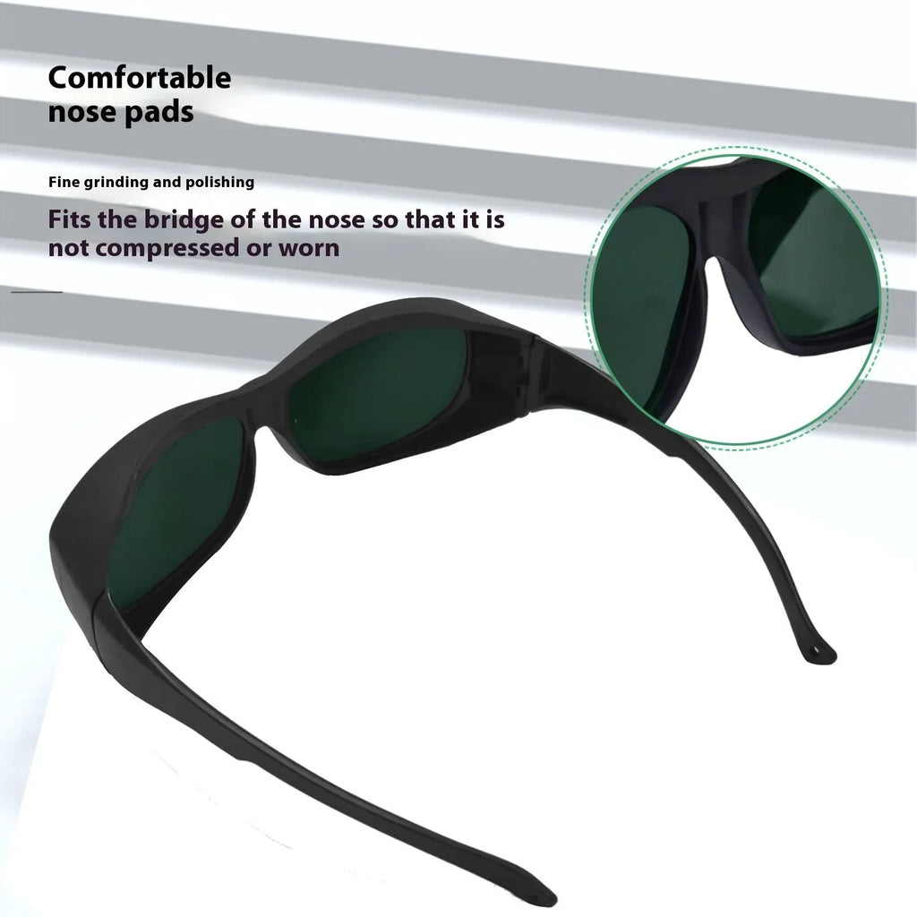 Laser protection goggles for 200-2000nm wavelength with protective case