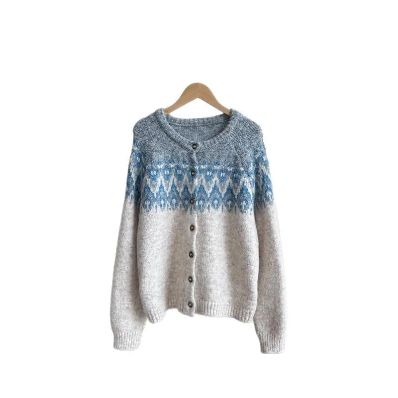 Women's loose fit jacquard patterned sweater coat in milky white