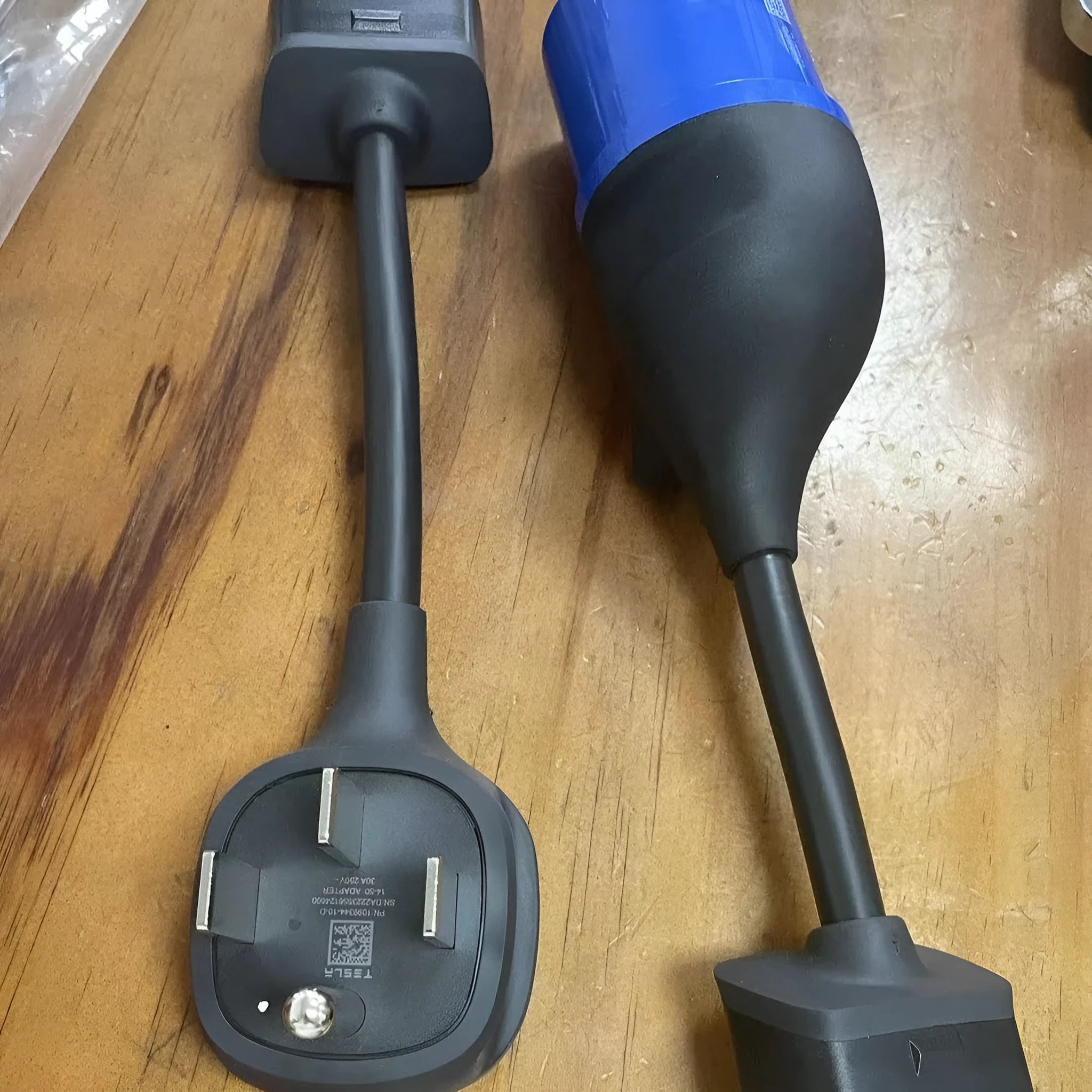 American standard adapter cable with car charger conversion wire showing copper core construction