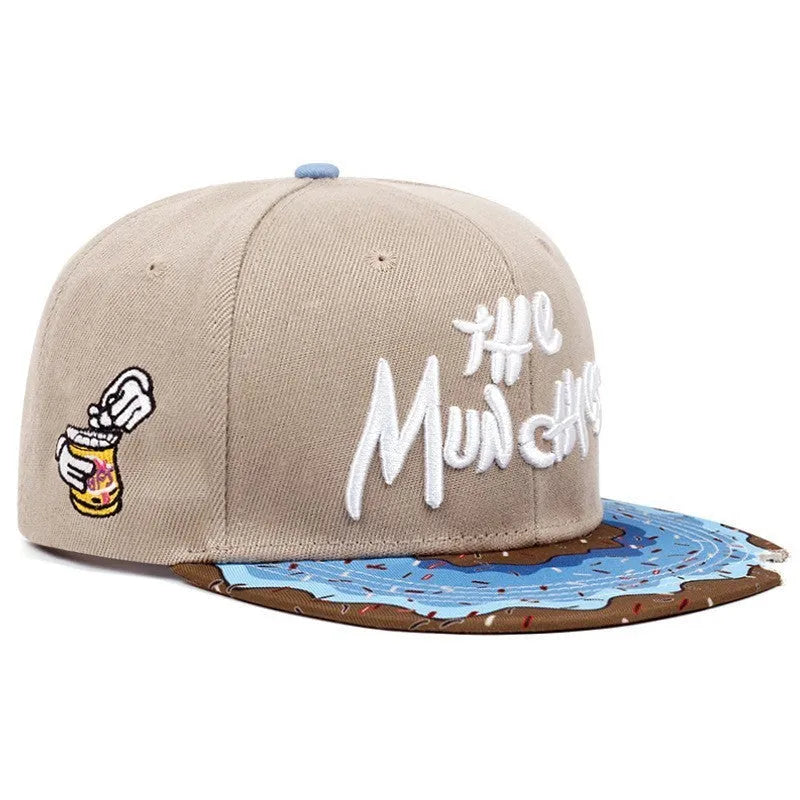 American-style flat brim cap in khaki with dome top and polyester fabric for spring and autumn
