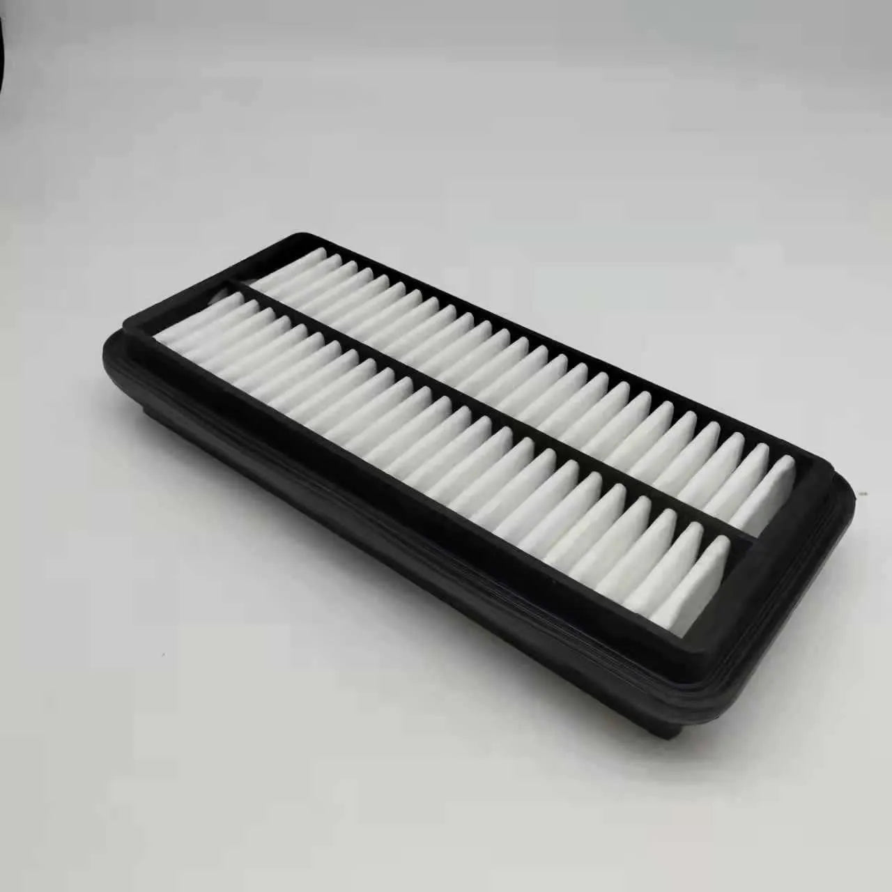 Black Hyundai car air filter showing 256mm diameter 113mm width 40mm thickness dimensions