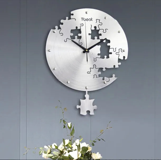 16 inch circular metal wall clock, 38 x 50 cm, aluminium alloy shell, mute design, black or silver
