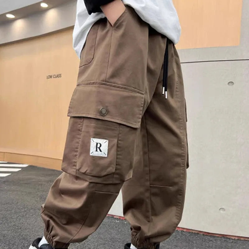 Men's loose straight-leg ankle-banded polyester trousers in black with letter print