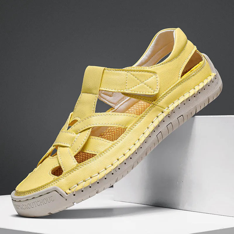 Lightweight women's low-top casual shoes with Velcro strap and non-slip rubber sole.