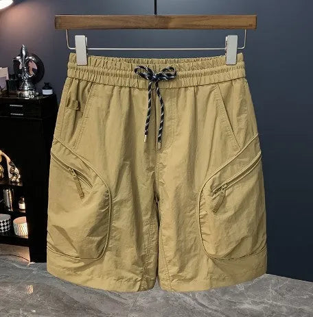 Men's camouflage cargo shorts with quick-dry fabric and loose fit in three colour options
