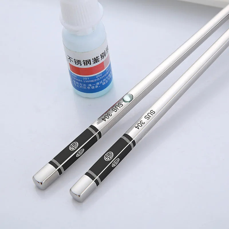 Pair of SUS 304 stainless steel square head chopsticks with solid colour modern simplicity design