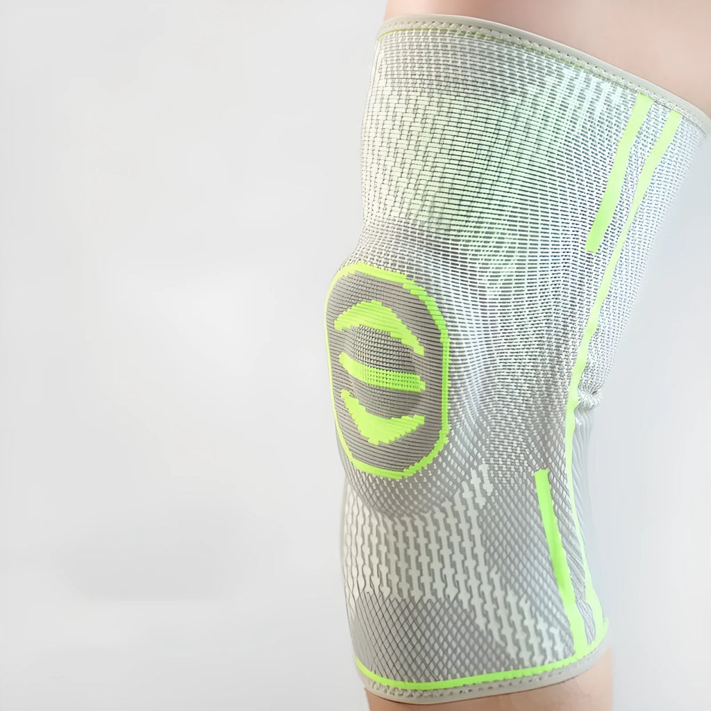 Cotton mountaineering knee pad in green, blue, or yellow for sports knee protection