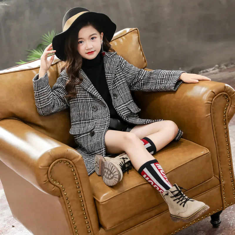 Girls grey houndstooth plaid winter coat with suit collar and long sleeves