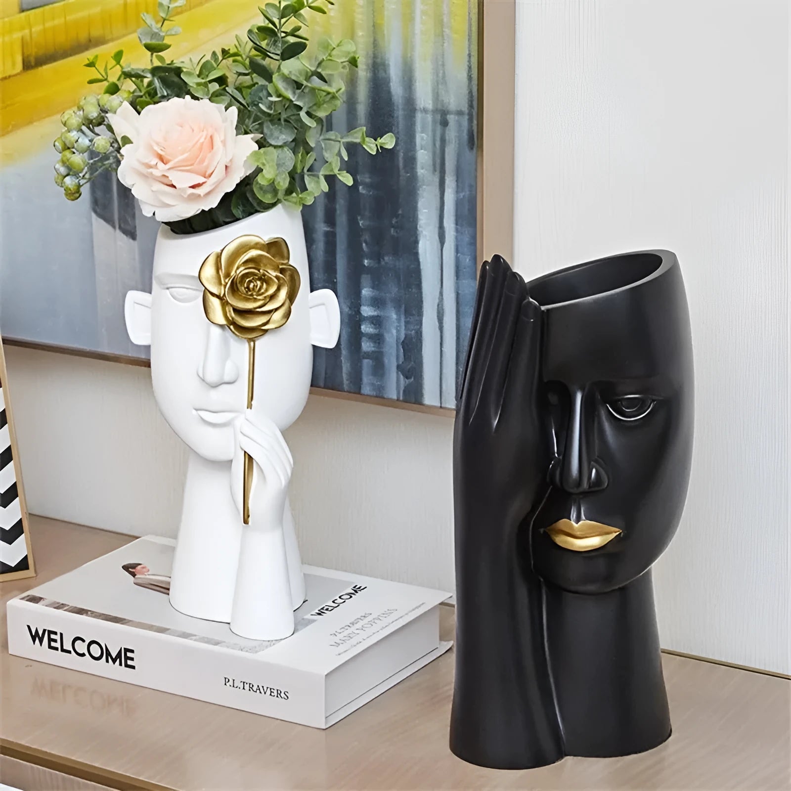 Resin art vase decoration in modern simple style black colour for living room