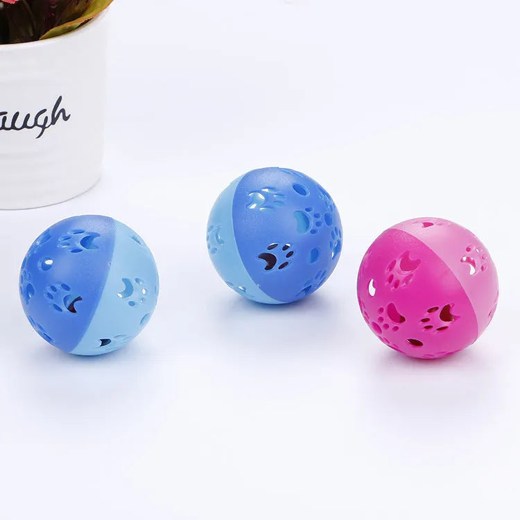Hollow plastic cat toy ball, 5cm diameter, sounding toy in pink or blue, 20g Pethome pet ball
