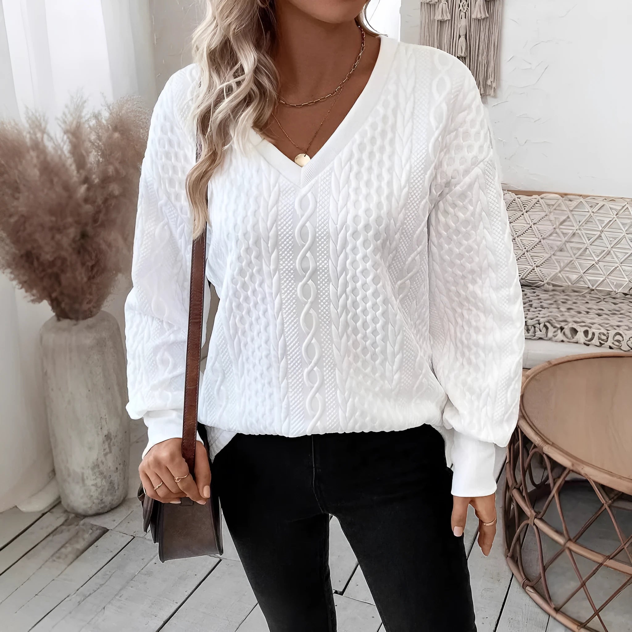 Loose fit long sleeve polyester T-shirt with 3D pattern in milky white