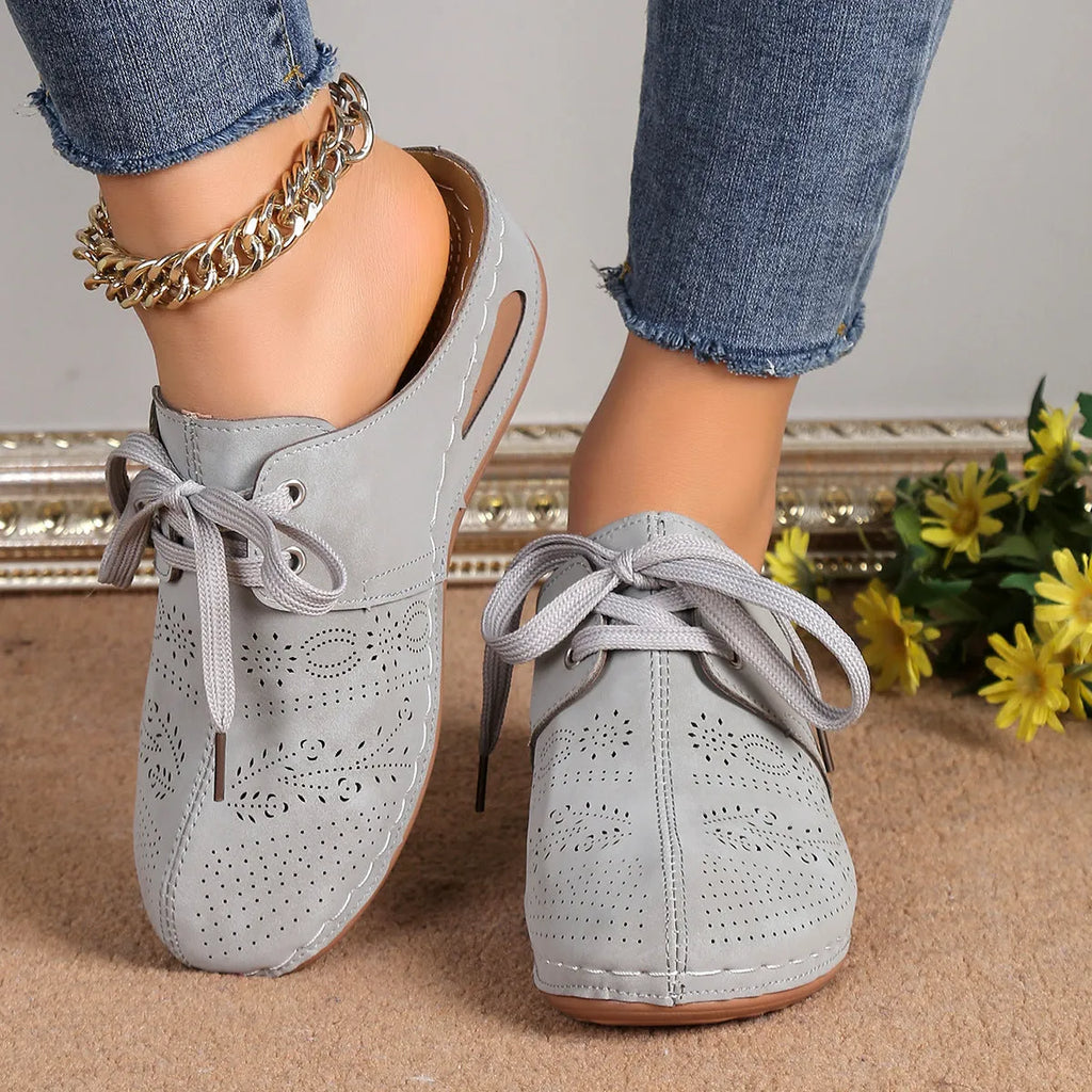 Women's summer lace-up wedge slippers in suede with rubber sole and hollow-out design