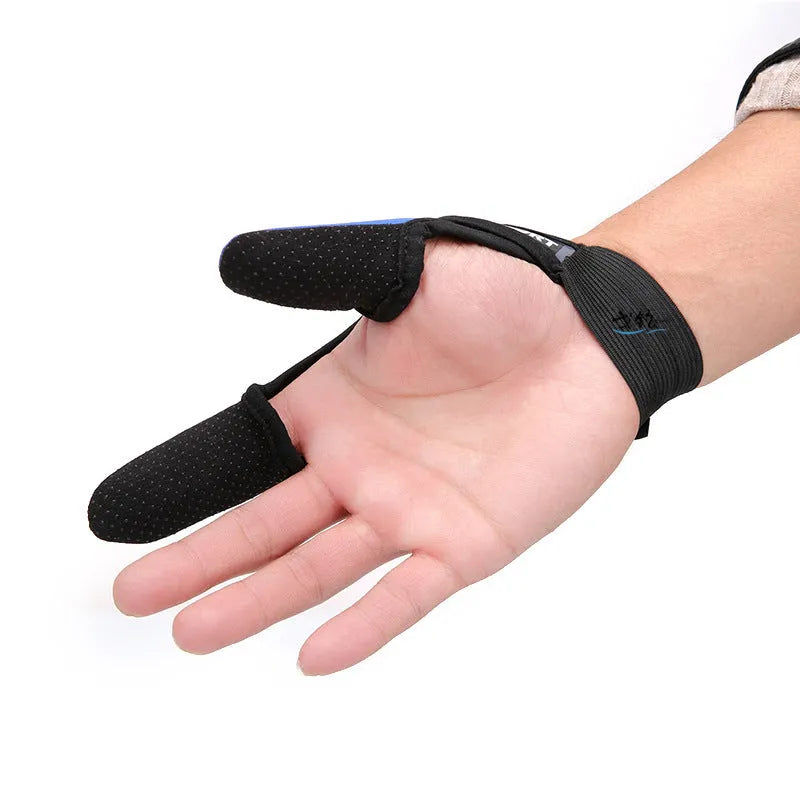 Two finger fishing glove in camouflage colour showing diving cloth back and microfiber palm.