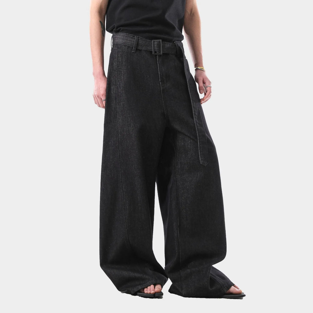 Women's black gold high-waist straight leg jeans with zip fly and cotton denim fabric