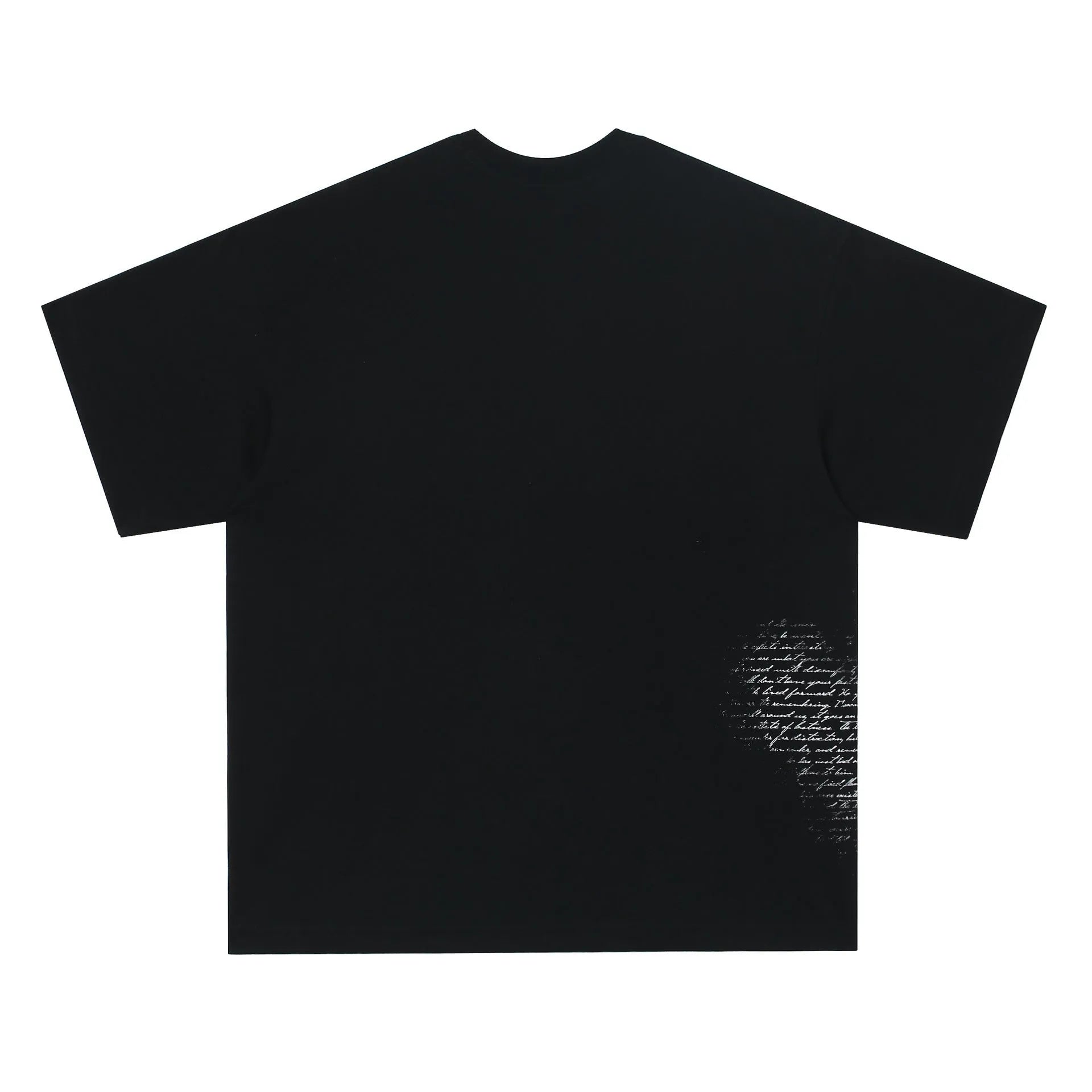 American retro hip hop Gothic style T-shirt with letter print, in pure cotton, available in black and white.