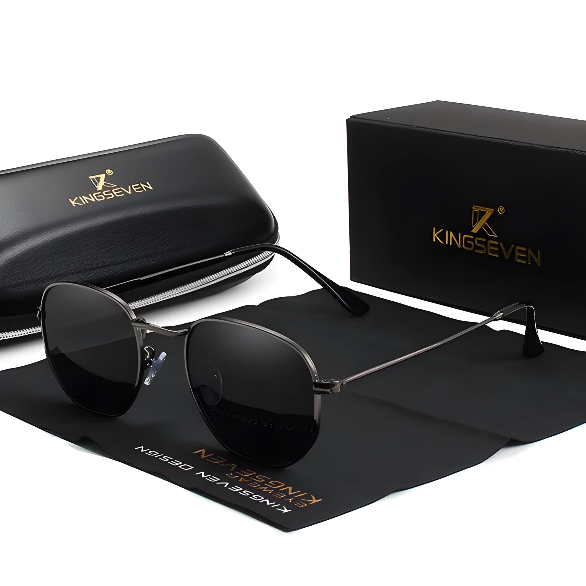 Classic round-frame retro sunglasses for men in multiple colour options