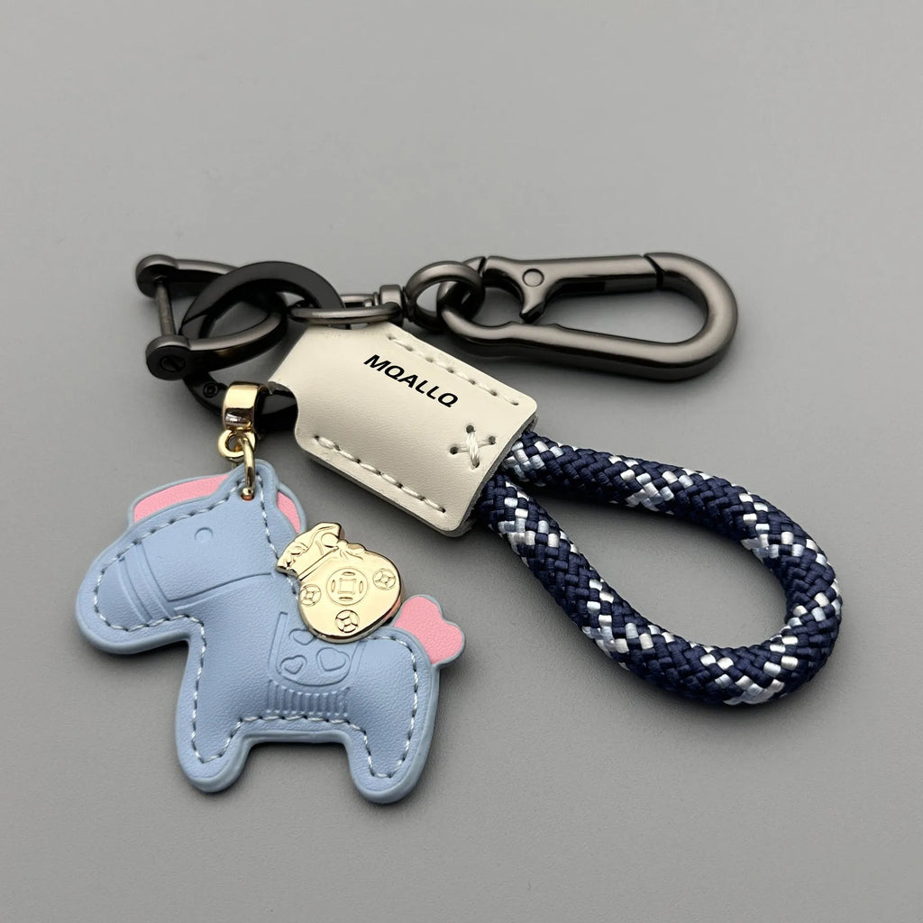 Handmade cowhide car key ring pendant with zinc alloy pony buckle charm and plant flanelle rope loop