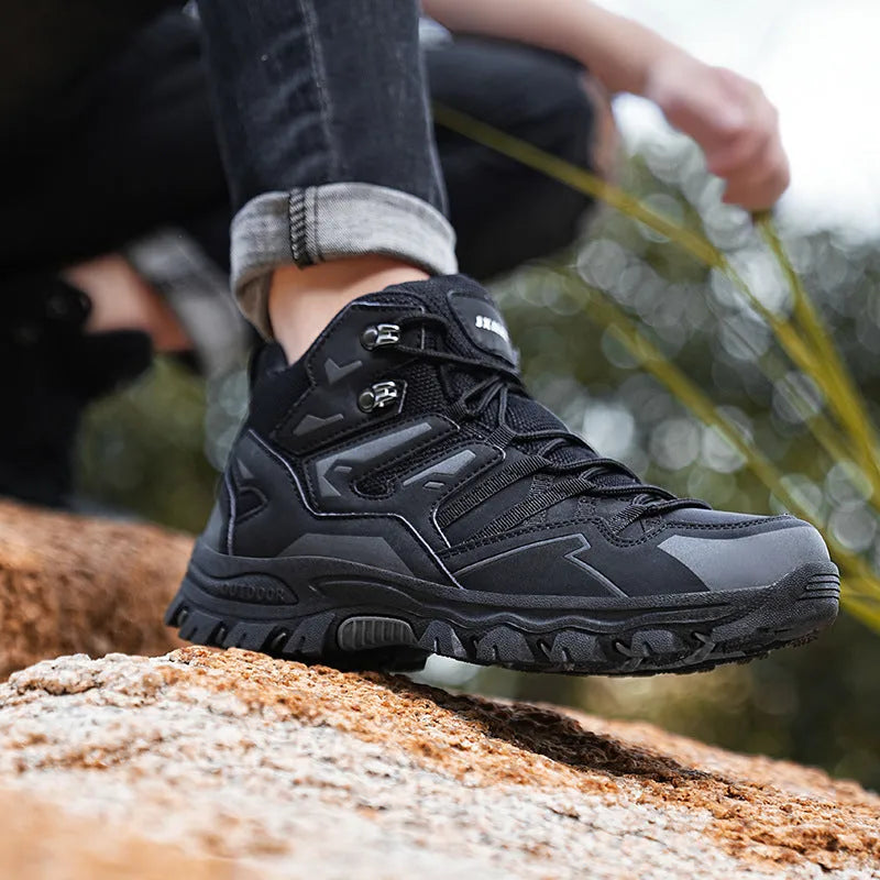 Hiking sneakers with flannel upper and rubber outsole in multiple colour options