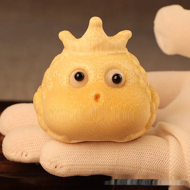 Solid bamboo carving of a Crown Princess Toad ornament, cute style, 5cm in size.
