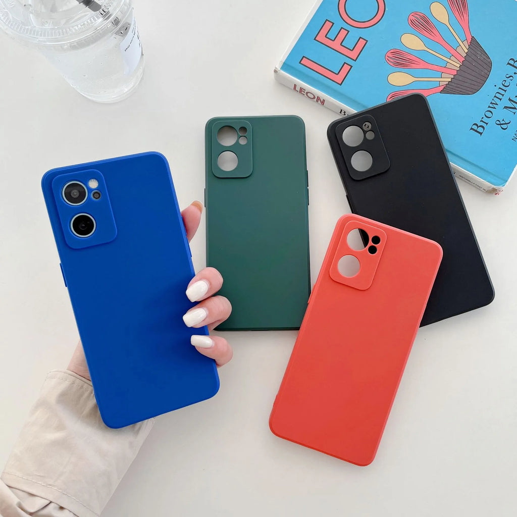 Fine hole matte TPU straight edge phone case in black for Realme10 and RealmeV20