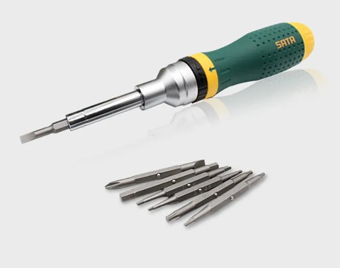 19 in 1 ratchet screwdriver set with 18 SVCM steel bits and green anti-slip handle