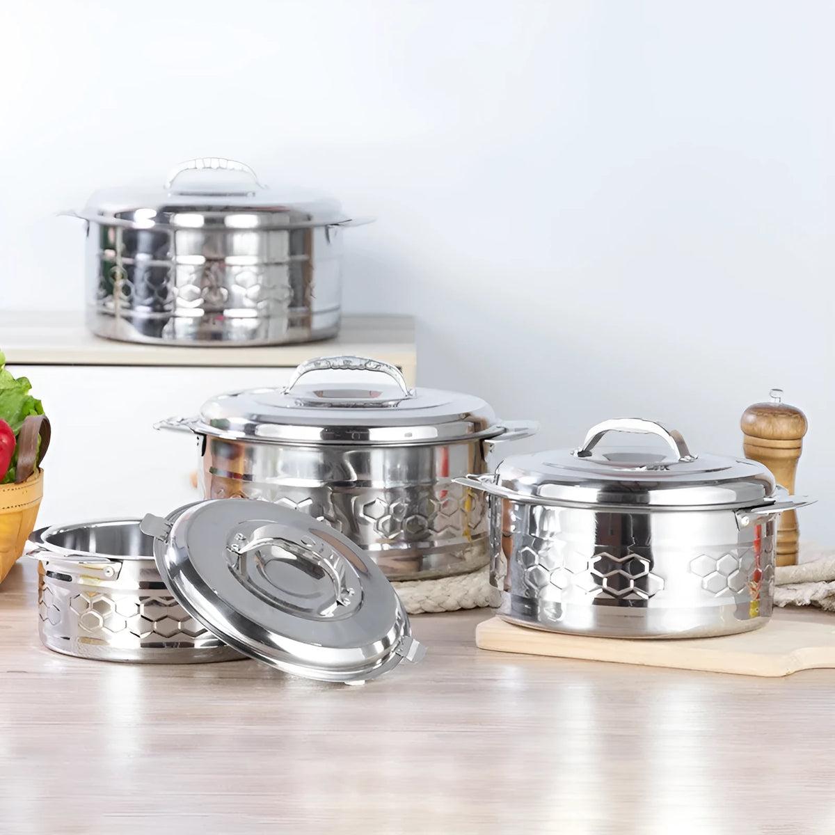 Stainless steel insulated rice bucket set with lids, three pieces in 1L 2L 3L or 2L 3L 4L, embossed finish