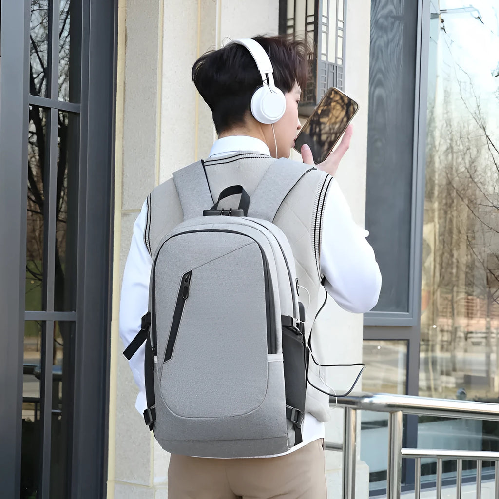 Oxford cloth computer backpack in street trend style with 20-35L capacity