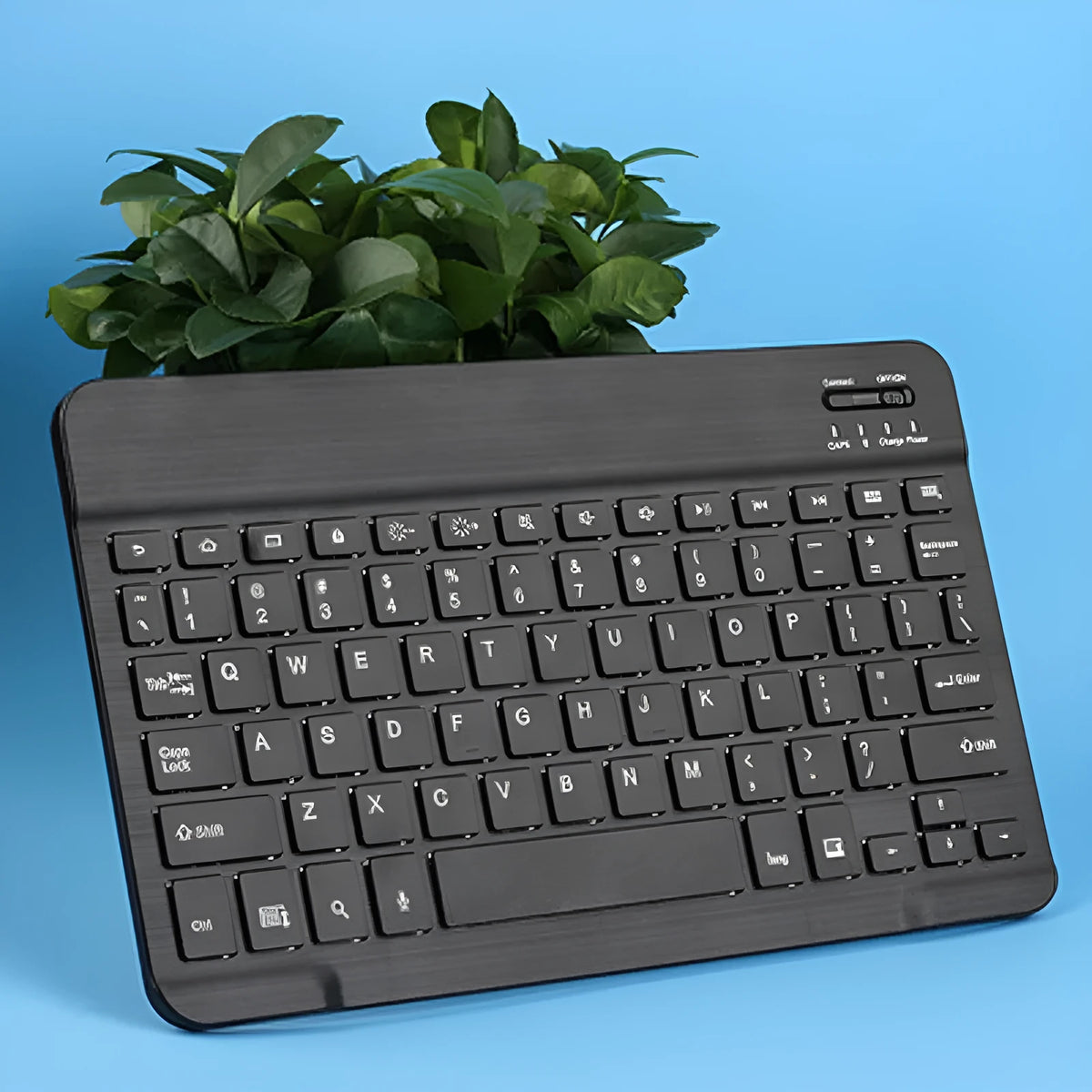 Wireless Bluetooth keyboard for iPad iPhone Matepad, iOS Android Windows, in black or white.