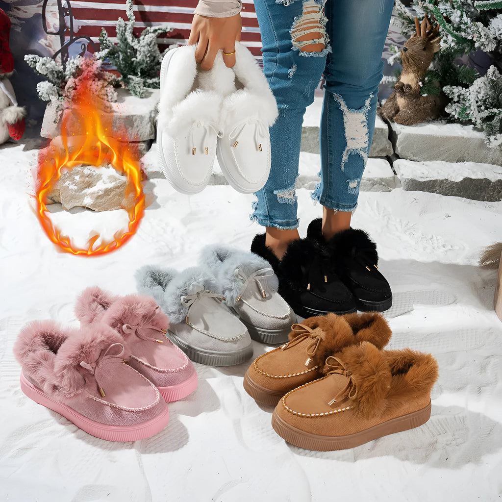 Women's round head snow boots with platform sole and velvet padding in black