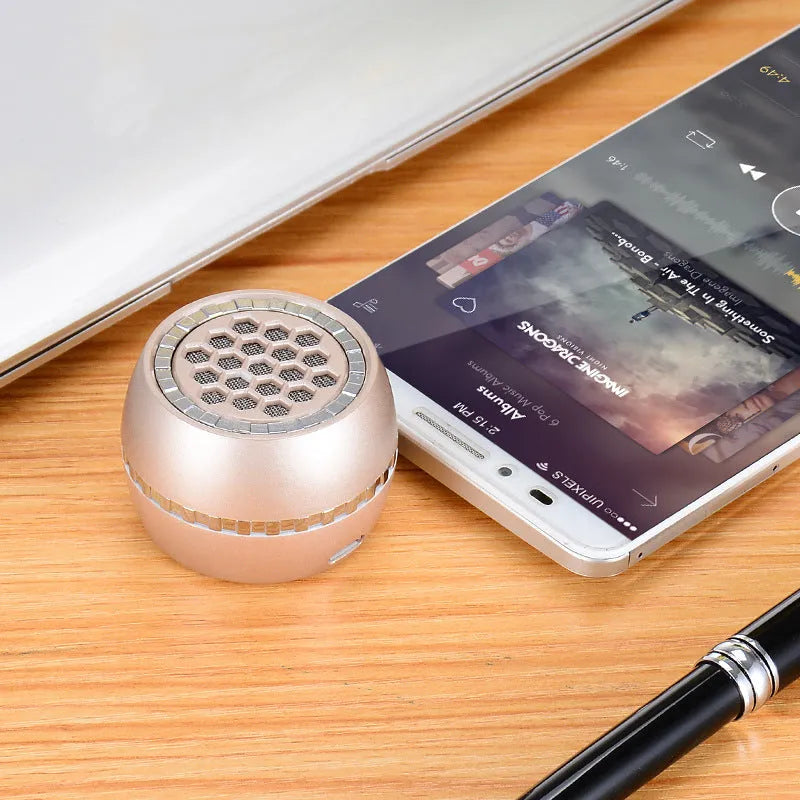 Universal external amplifier speaker in black, local gold, or rose gold with engineering plastic construction