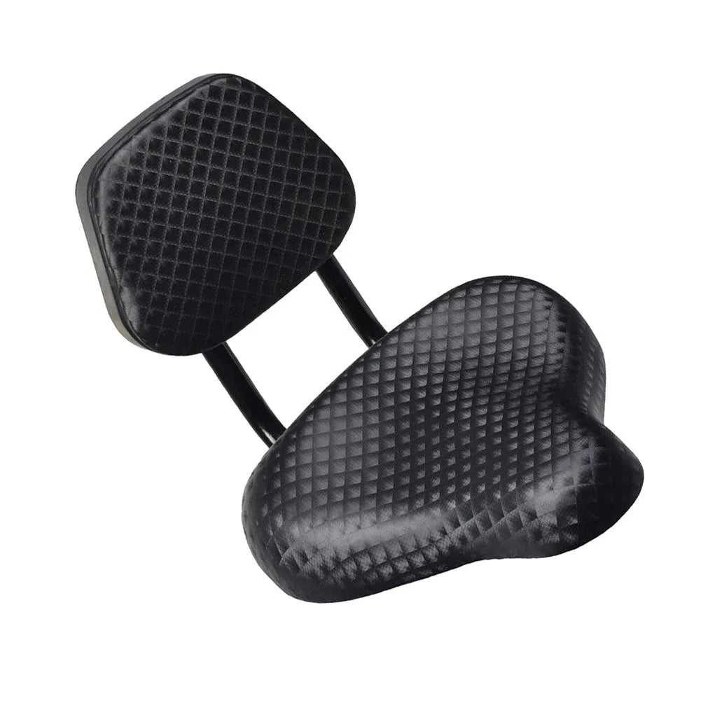 Black mountain bike saddle with front cushion support, compact 25 cm size, on a bicycle