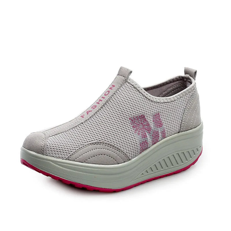 Women's casual solid colour mesh platform sneakers with wedge heel 3-5cm in 259 Black