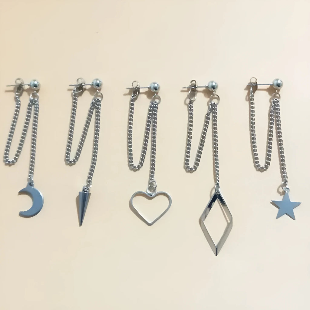 Alloy geometric ear stud in peach heart shape on a light background